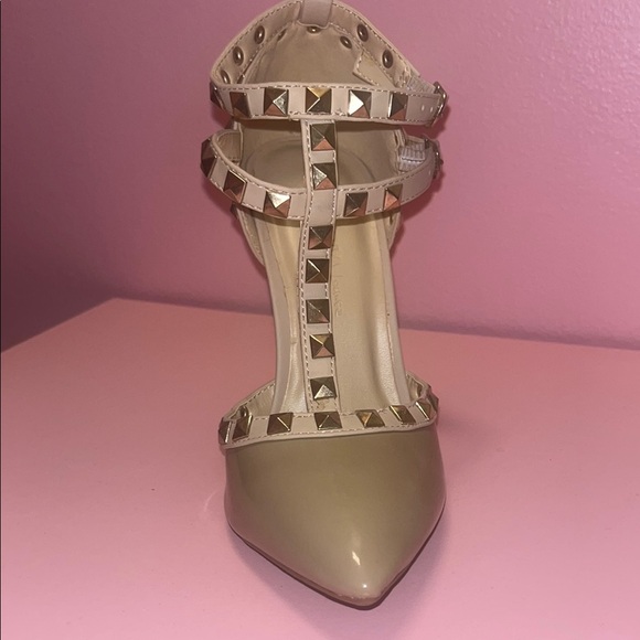 SOPHISTICATED NUDE & GOLD STRAPPY SEXY HIGH HEELS STILETTOS CLASSY POINTED - Picture 4 of 6